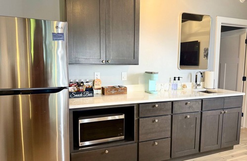 Watkins Glen Hotel | The Benjamin Hotel