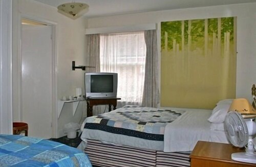 Lindfield Bed & Breakfast | The Bent Arms