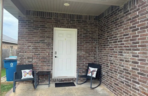 Bentonville House | The Bentonville Brick Maisonette