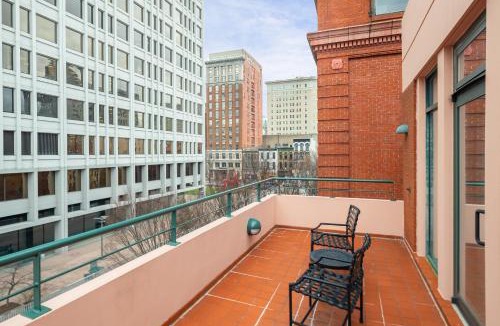 Downtown Richmond Hotel | The Berkeley Hotel