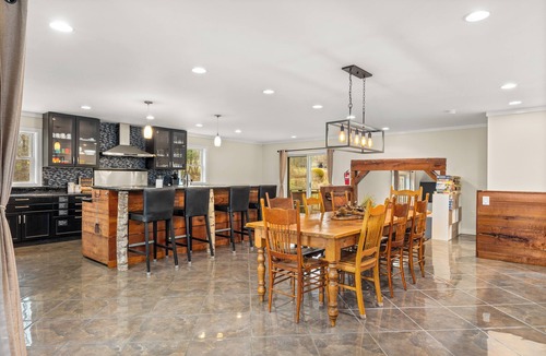 Glendale House | The Berkshires Basecamp