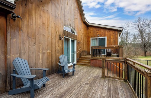 Glendale House | The Berkshires Basecamp