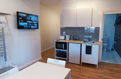 Berridale House | The Berri Bubble Lodge