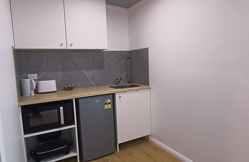 Berridale House | The Berri Bubble Lodge