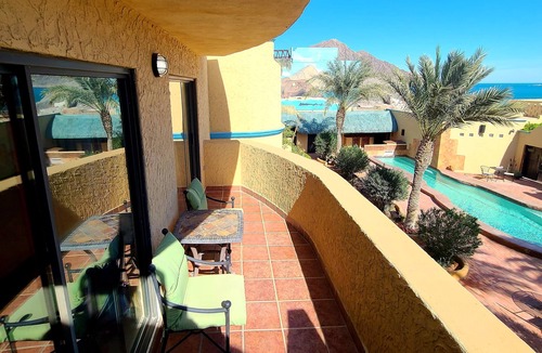 Segunda Seccion House | The best beach steps away