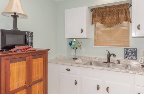 City-by-the Sea House | The Best Catch! | Canal, Private Dock, Pool Table