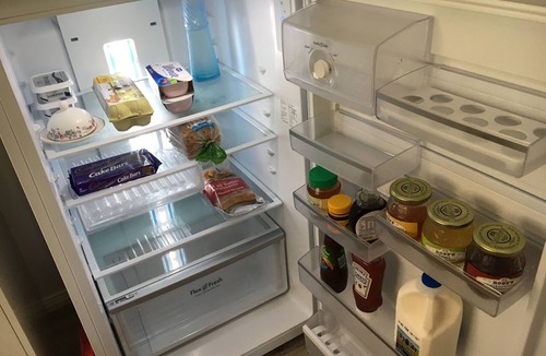 Bundanoon Cottage | The Best Exotic Magnolia Cottage