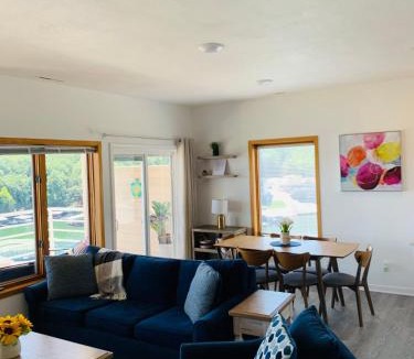 Lake Ozark Apartment | The best lake view in Ozark.