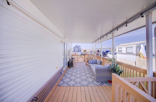 Sandbridge House | The BEST of BAY and Beach! Bungalow Bay, Sandbridge Beach, Virginia