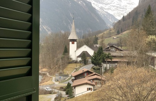 Lauterbrunnen Ski Chalet | THE Best Valley View Swiss Charm Free Parking