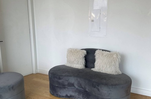 Greenpoint Apartment | The Best Views In Brooklyn