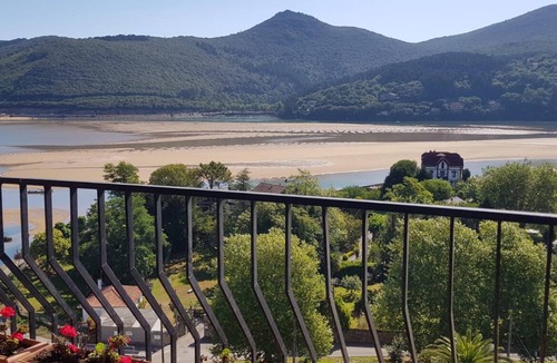 Busturia Apartment | The best views of Urdaibai
