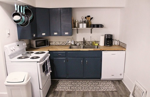 McCook House | “The Bev” Townhouse in McCook