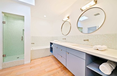 Beverly Glen Villa | The Beverly Hills Skyline Villa