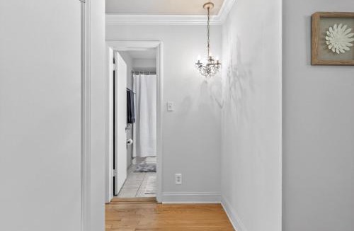 Mission Apartment | The Beverly House