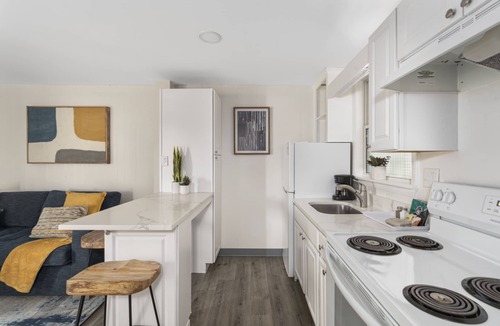 Beverly Hotel | The Beverly