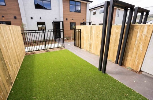 Lower Hutt House | The Biddle Haven: 2BR Retreat