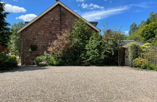 Aberfoyle House | The Bield