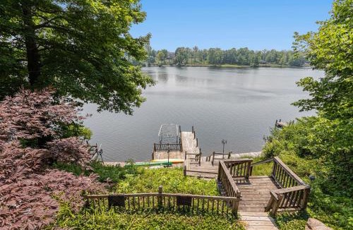 Berrien Springs House | The Big Blue Lakehouse