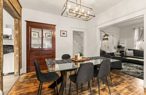 Moncton Apartment | The Big City Stay | Sleeps 10 | Walkable Location
