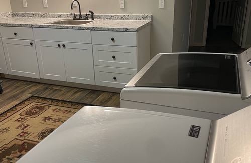 Warrensburg House | The Big House