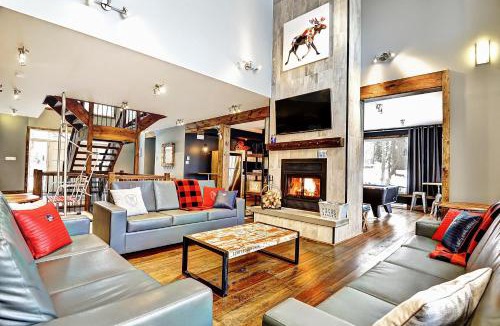 Stoneham Ski Chalet | The Big Jack Chalet 33 Chemin Blanc by Les Chalets Alpins