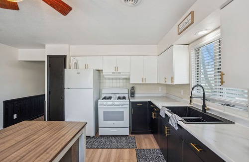 Princeton House | The Big Muddy Riverfront Bungalow