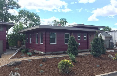 Redmond House | The big red in Redmond