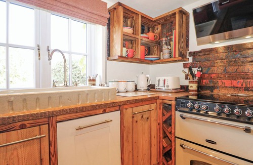 Dunbridge Cottage | The Bike Shed