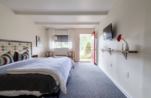 Canaan Valley Hotel | The Billy Motel