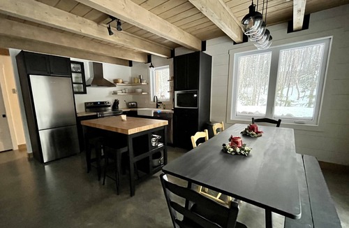 Saint-Tite-des-Caps Ski Chalet | The Birch House - Cottage with spa located 10 min from Le Massif de Charlevoix