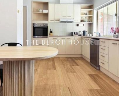 Bright Resort | The Birch House - Silver Birches Accommodation Bright