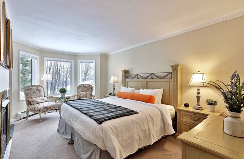 Killington Cabin | The Birch Ridge: European Room #8 - King Suite In Killington, Vermont. Hot Tub. 1 Bedroom Home