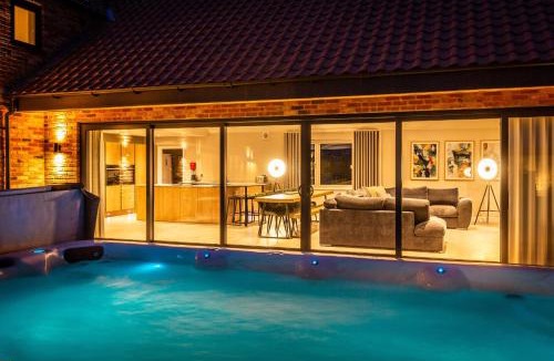 Dunholme House | The Birches, Ashlin Farm Barns