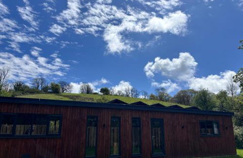 Narberth Ski Chalet | The Bird House