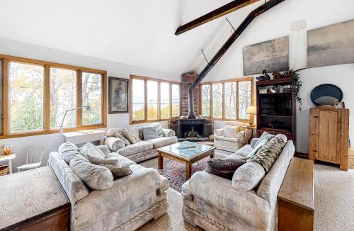 Isle La Motte House | The Bird's Nest