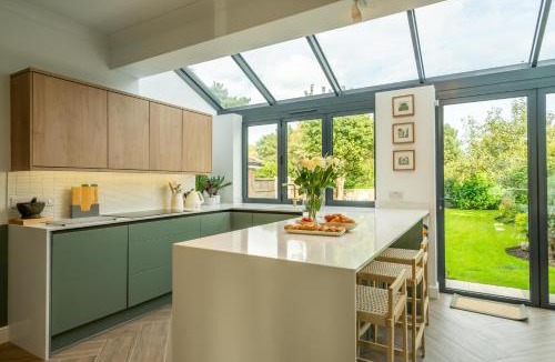 Heworth House | The Birdie