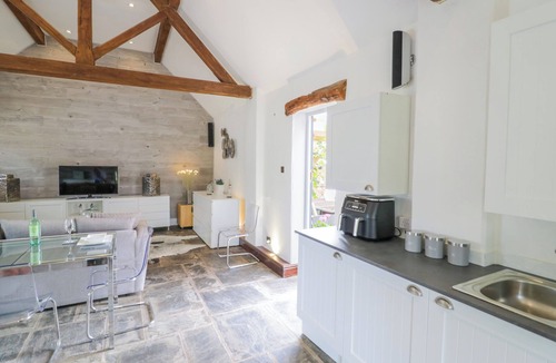Ettington Cottage | The Bit on the Side