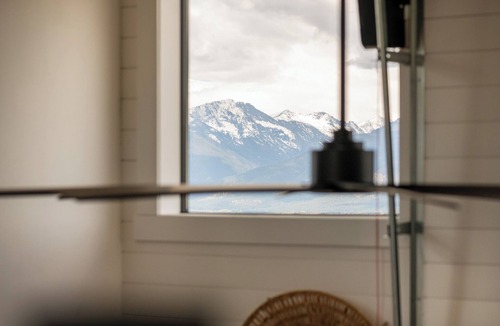 Stevensville House | The Bitterroot Bunkhouse