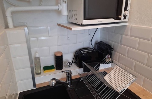 Le Busca Apartment | The black and white nice studio hyper center and wifi