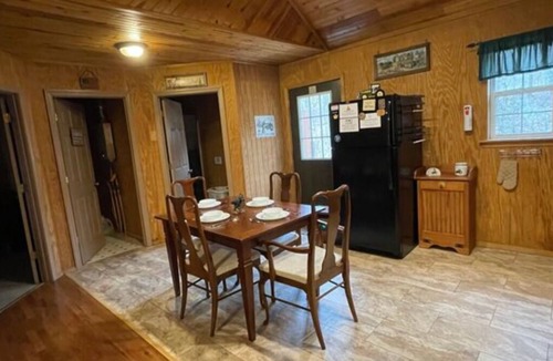 Bruceton Mills Cabin | The Black Bear Cabin