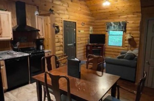 Bruceton Mills Cabin | The Black Bear Cabin