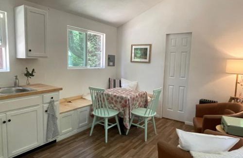 Klamath Ski Chalet | The Black Bear Cabin