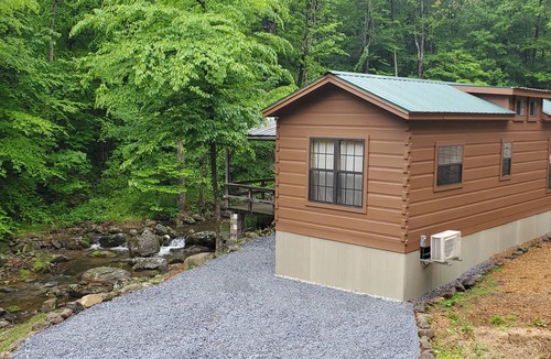 Peaks Cabin | The Black Bear Lodge