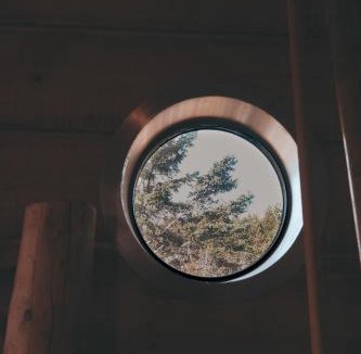 Riverport Villa | The Black Crow Lodge with w/Hot Tub & Views