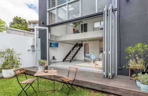 Waverley Apartment | The Black Haus Bronte