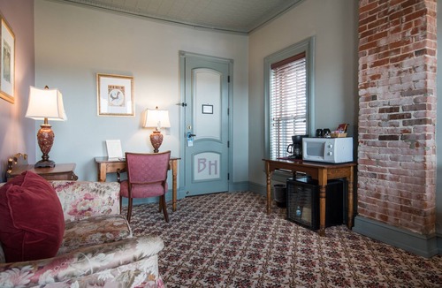 Cedar Falls Community Main Street Hotel | The Black Hawk Hotel