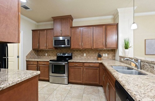 College Station House | The Black Hawk Haven