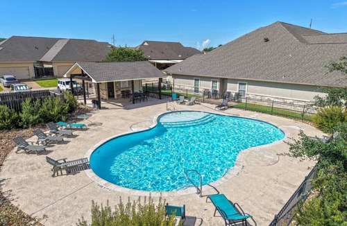 College Station House | The Black Hawk Haven