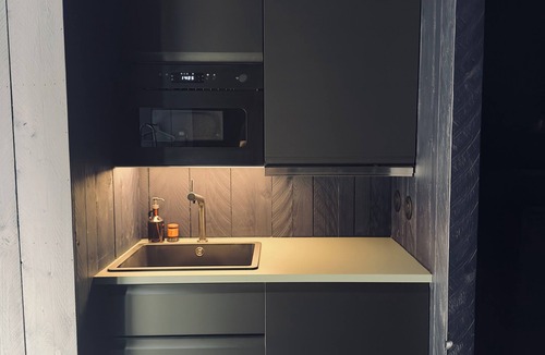 Cierp-Gaud House | The Black Loft Experience